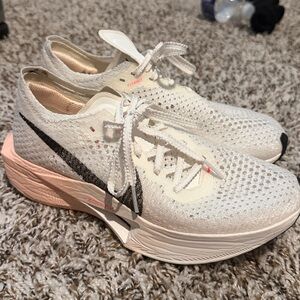 Nike ZoomX Vaporfly Next% 3